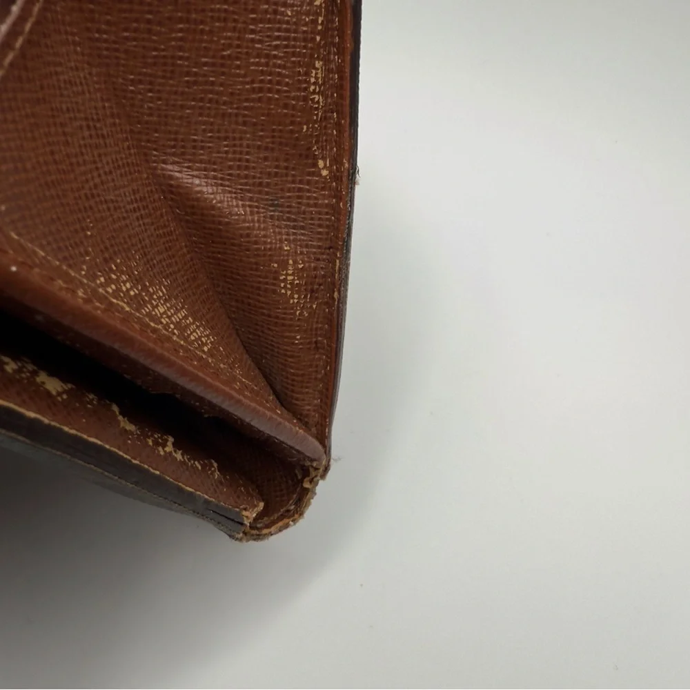 Louis Vuitton Elise Brown Monogram Wallet Tri-Fold | Unisex | Pre-Owned |